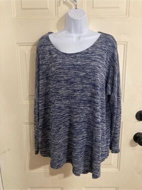 Umgee Navy Heathered Scoop Neck Long Sleeve Top